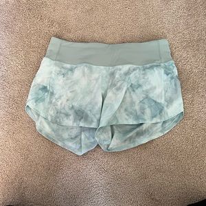 Lululemon Speed Up Midrise shorts